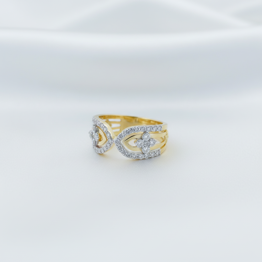 Diamond Arrow Cluster Ring