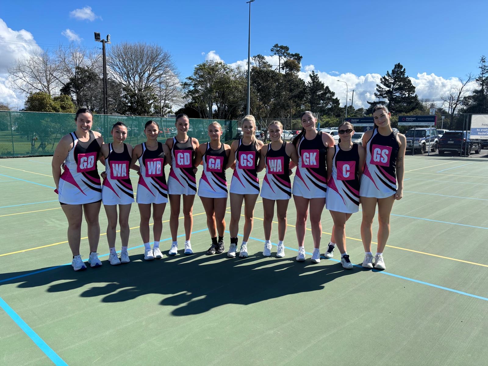 Barracuda Rebels team on court