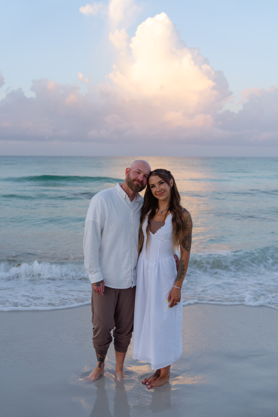Justin Atteberry and his wife Taylor, the family behind Onyx & Iron Construction